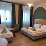Gaestehaus Centro In 3*