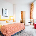 فندق Gaestehaus Centro In كونستانز