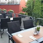 فندق Gaestehaus Centro In