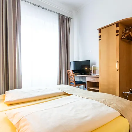 Szálloda Gaestehaus Centro In 3*