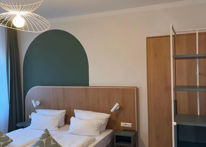 Gaestehaus Centro In 호텔 콘스탄츠