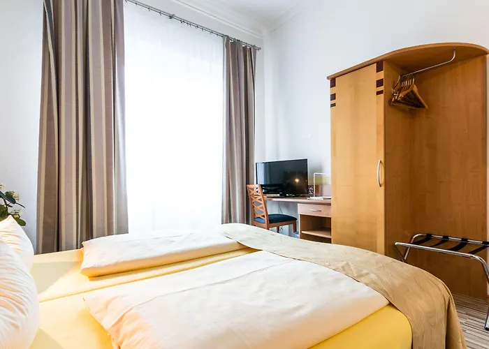 Ξενοδοχείο Gaestehaus Centro In 3*